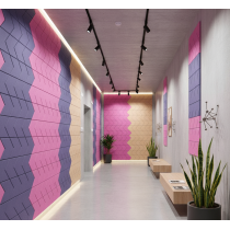 Panneau acoustique mural géométrique SAGITTA posé dans un couloir professionnel