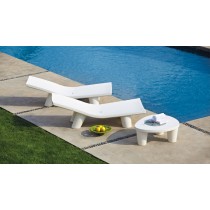 chaise longue design outdoor Low Lita Lounge avec table basse assortie