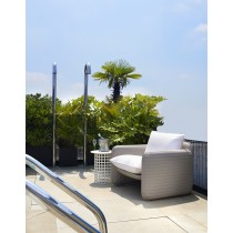 table basse outdoor Mara Low Table avec fauteuil lounge