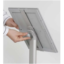 présentoir signalétique sur pied réglage inclinaison cadre