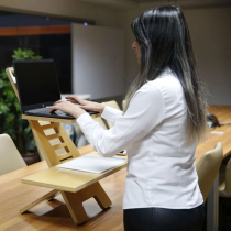 mise en situation de la station ergonomique assis-debout