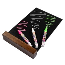 Tableau noir non fourni avec les marqueurs craie