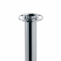 Poteau chromé design et moderne pour espaces haut de gamme