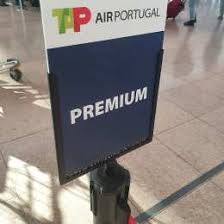 Porte-affiche pour poteaux de guidage